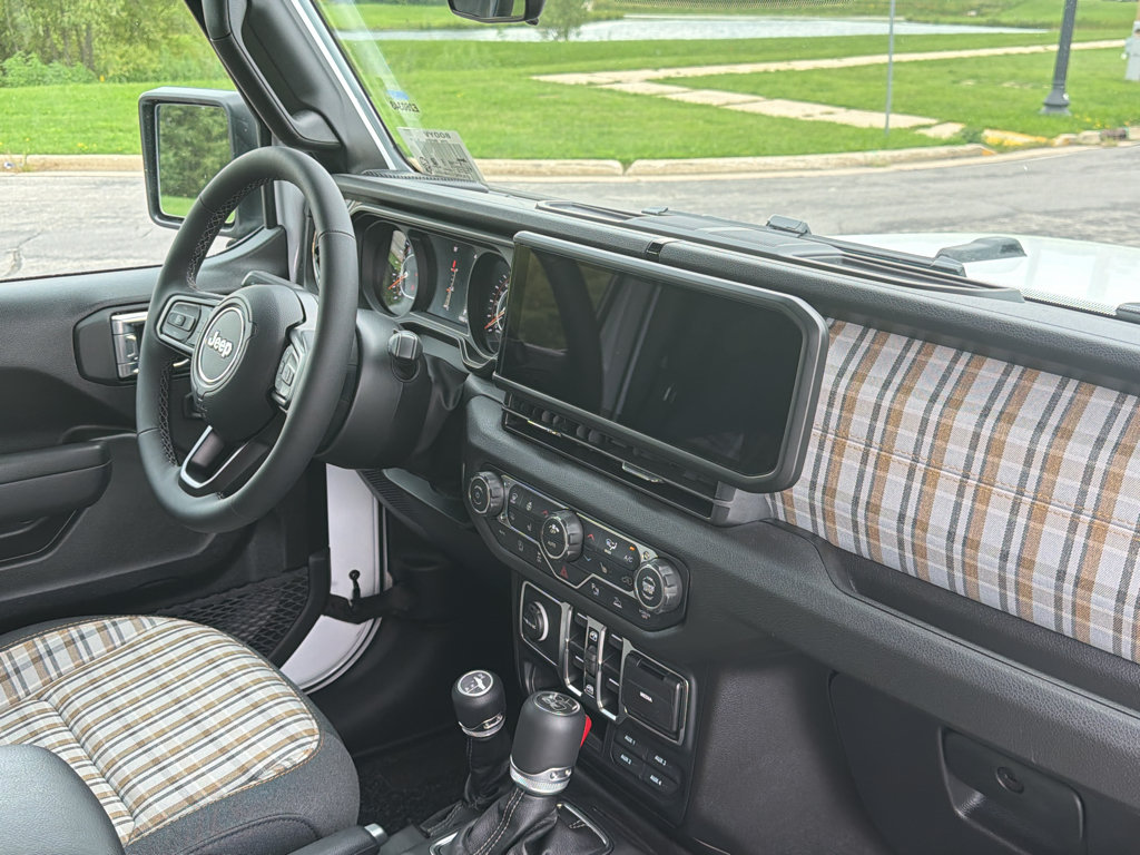 New 2026 Jeep Wrangler Unlimited Sport AWD/4WD image 25