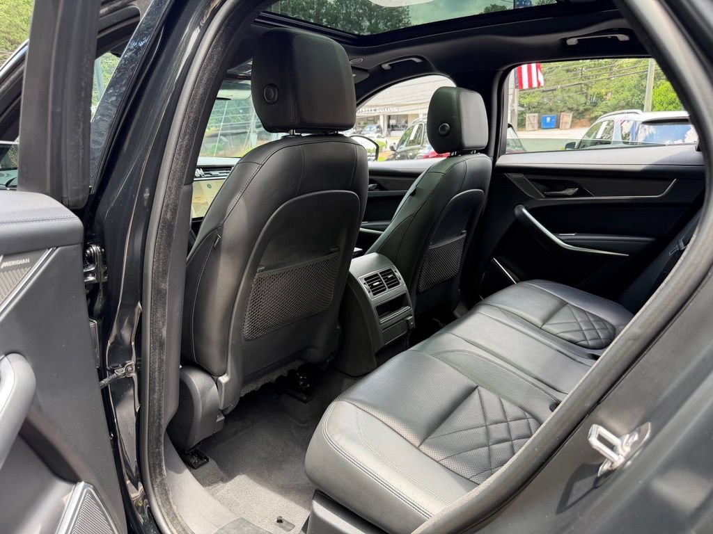 Used 2022 Jaguar F-PACE S AWD/4WD image 31