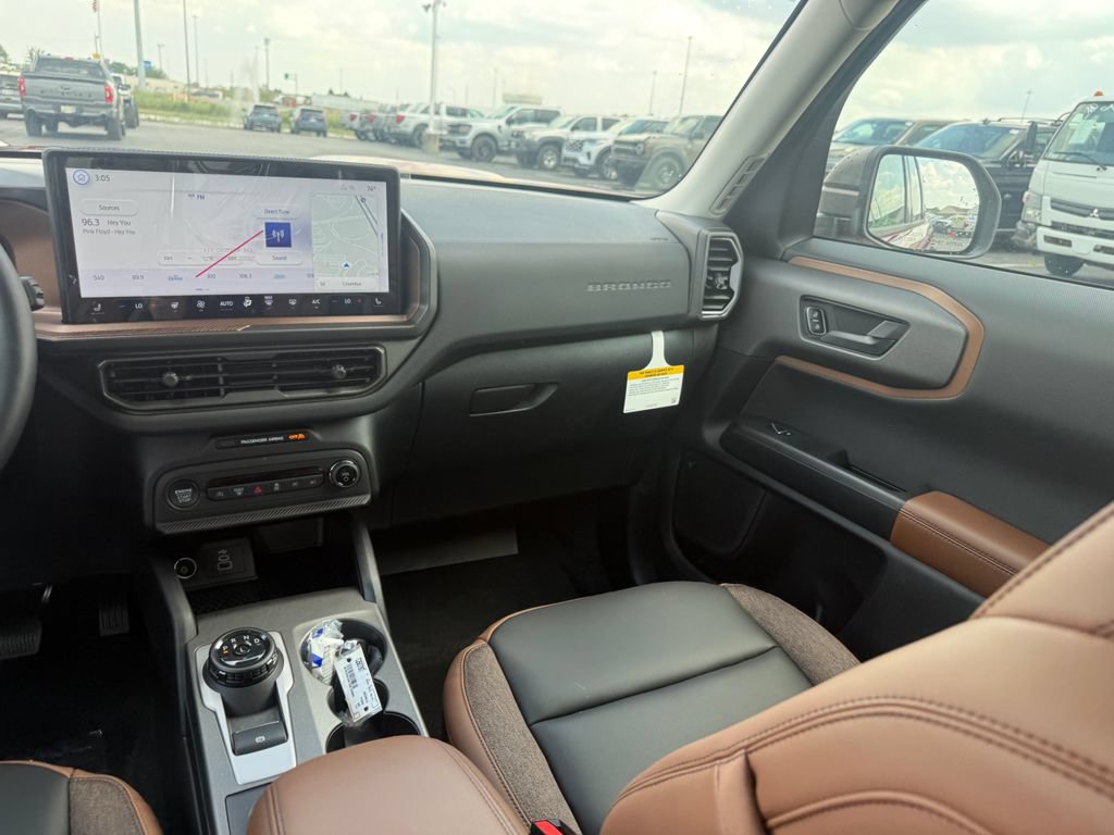 New 2026 Ford Bronco Sport Outer Banks w/ Outer Banks Tech Package+ AWD/4WD image 38