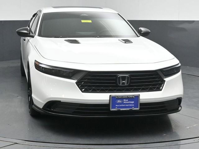 Used 2025 Honda Accord Sport image 2
