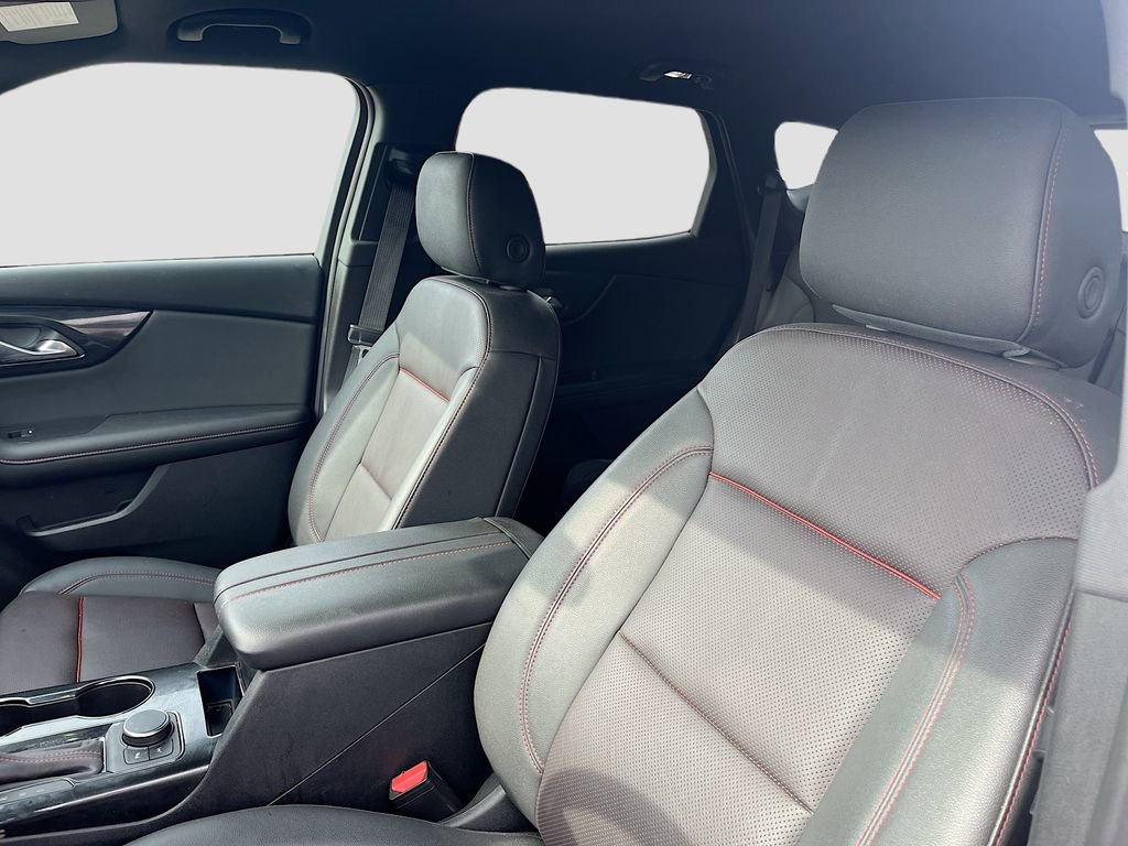 Used 2025 Chevrolet Blazer RS FWD image 22