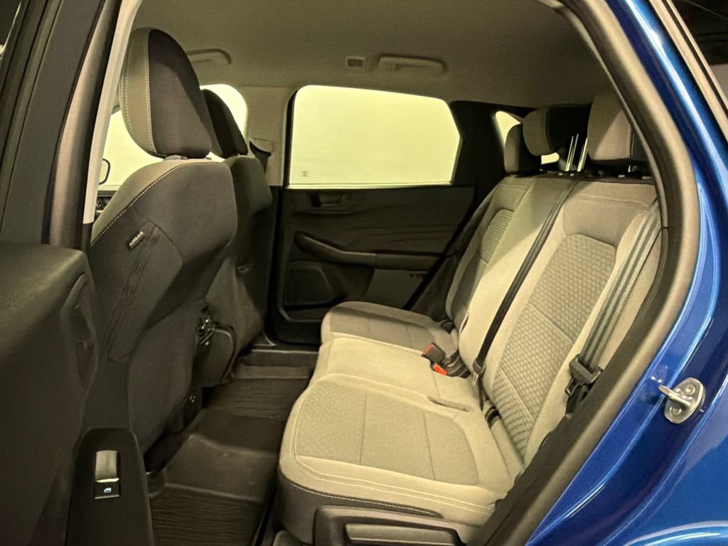 Used 2022 Ford Escape SE w/ Cold Weather Package AWD/4WD image 28