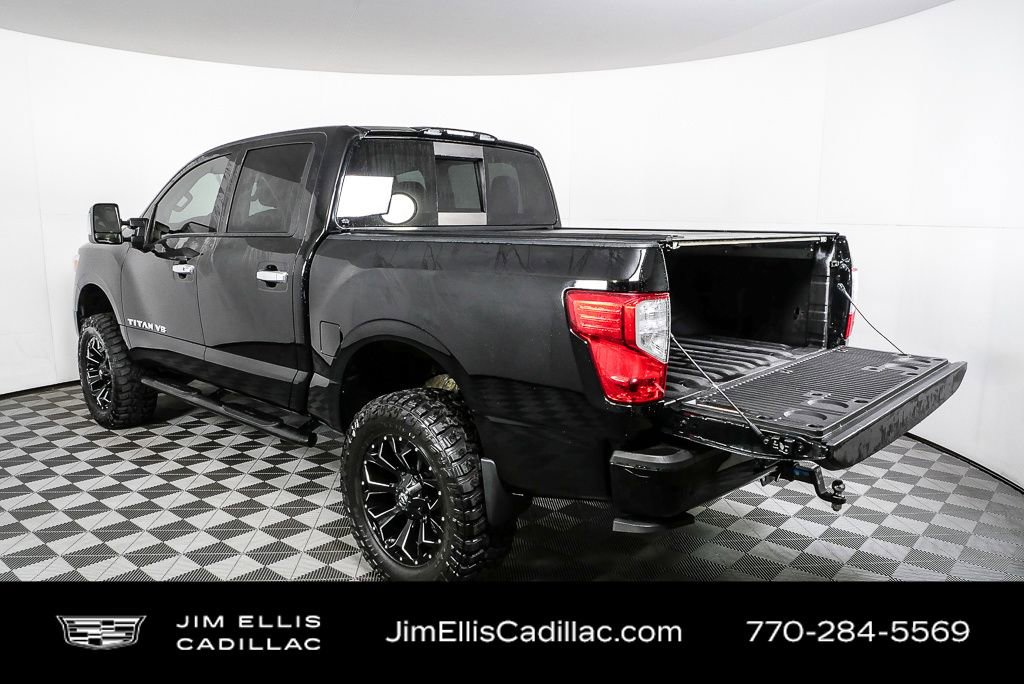 Used 2020 Nissan Titan SV w/ SV Convenience Package image 30