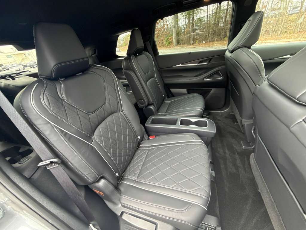 Used 2025 INFINITI QX60 Autograph w/ Cargo Package AWD/4WD image 27