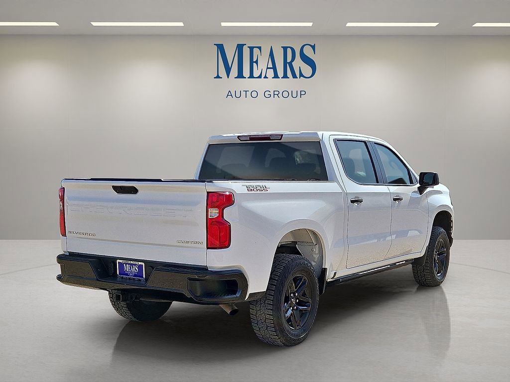 Used 2022 Chevrolet Silverado 1500 Custom Trail Boss AWD/4WD image 5