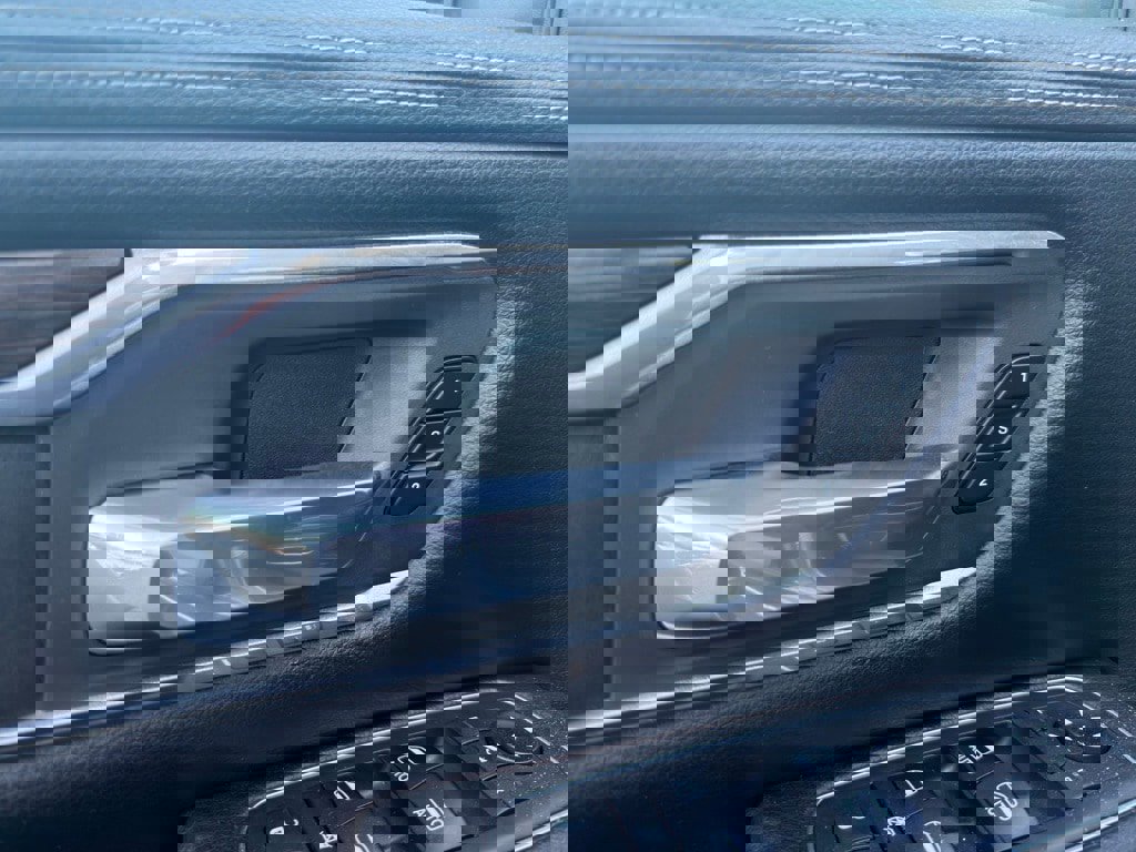 Used 2019 RAM 1500 Laramie image 12