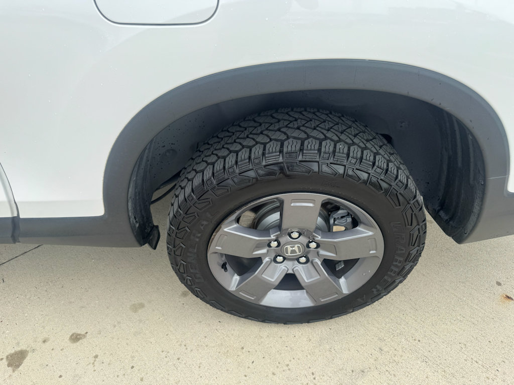 Certified 2025 Honda Ridgeline TrailSport image 33