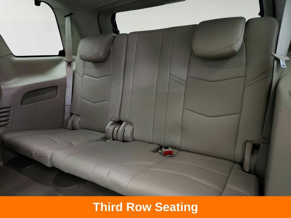 Used 2018 Cadillac Escalade Luxury AWD/4WD image 29