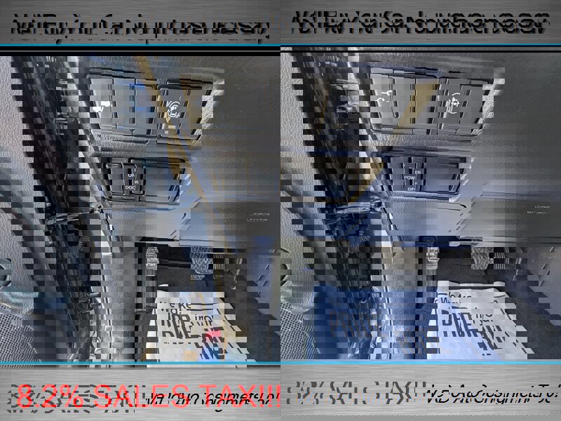 Used 2022 Nissan Armada SL w/ Captain's Chairs Package image 25