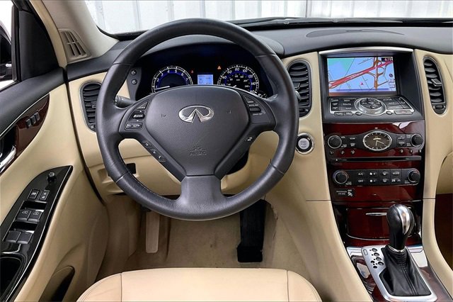 Used 2016 INFINITI QX50 AWD w/ Premium Plus Package image 5