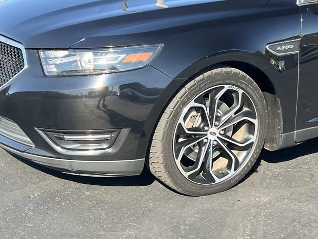 Used 2016 Ford Taurus SHO AWD/4WD image 8