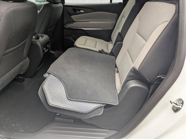 New 2026 Chevrolet Traverse LT image 18