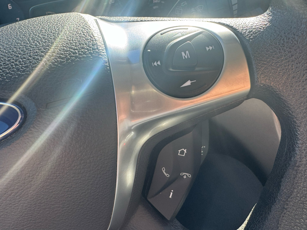 Used 2014 Ford Escape SE w/ Equipment Group 201A image 18