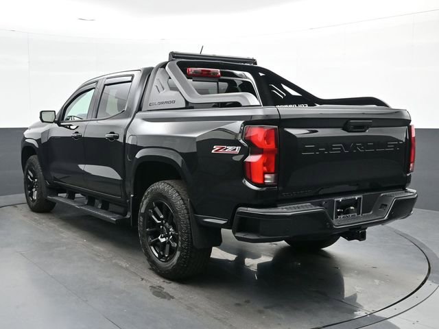 Used 2025 Chevrolet Colorado Z71 w/ Midnight Edition AWD/4WD image 2