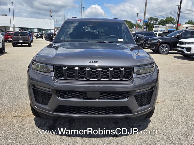 New 2026 Jeep Grand Cherokee L Limited w/ Limited Altitude Package RWD video 2