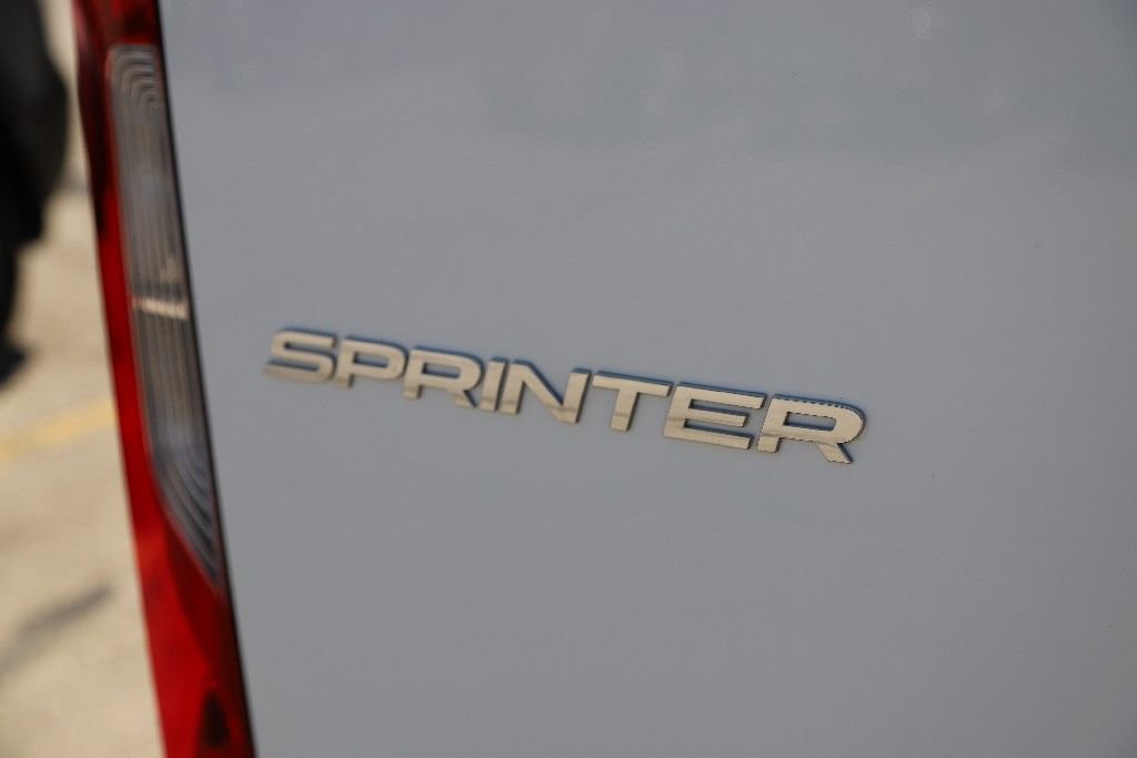 Used 2024 Mercedes-Benz Sprinter 2500 image 50