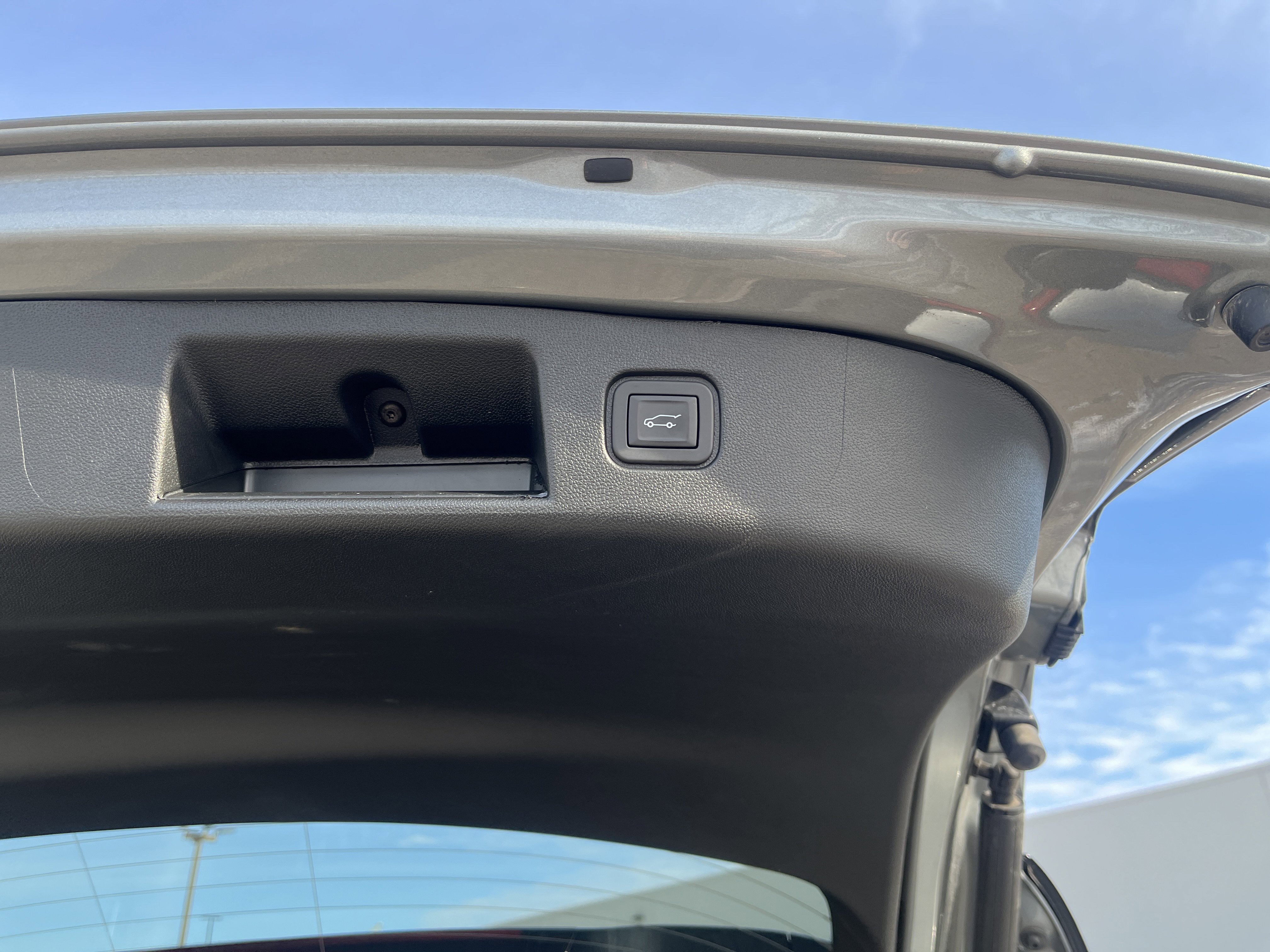 Used 2025 Chevrolet Blazer EV RS image 18