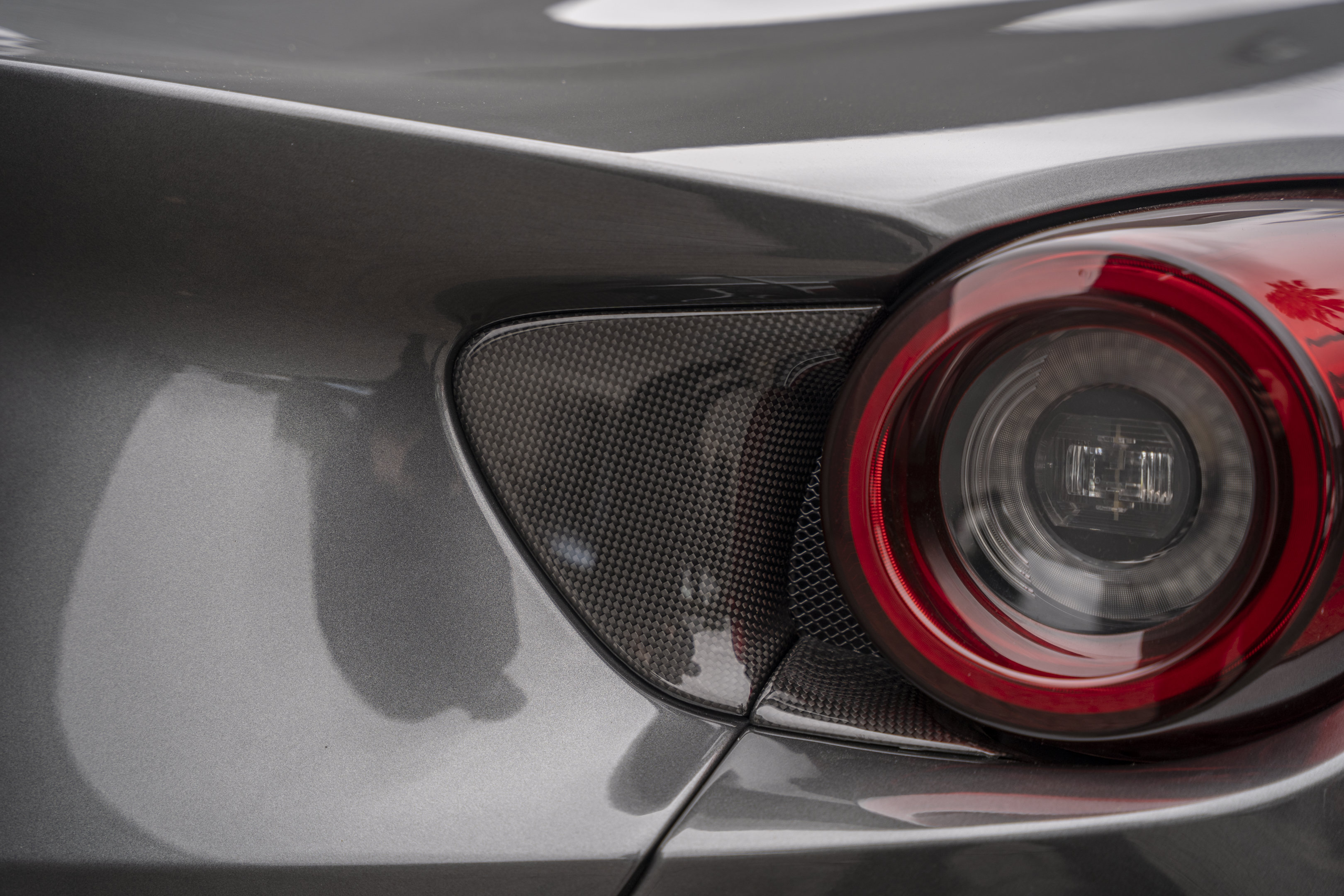 Used 2020 Ferrari Portofino RWD image 14