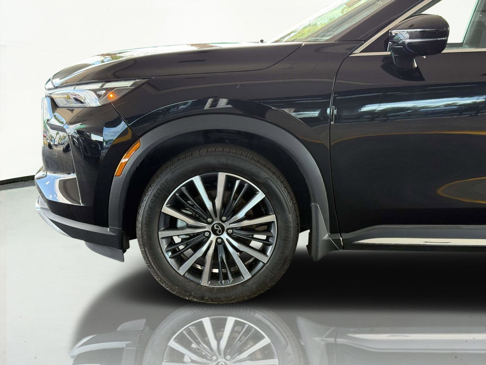Used 2025 INFINITI QX60 Autograph image 10