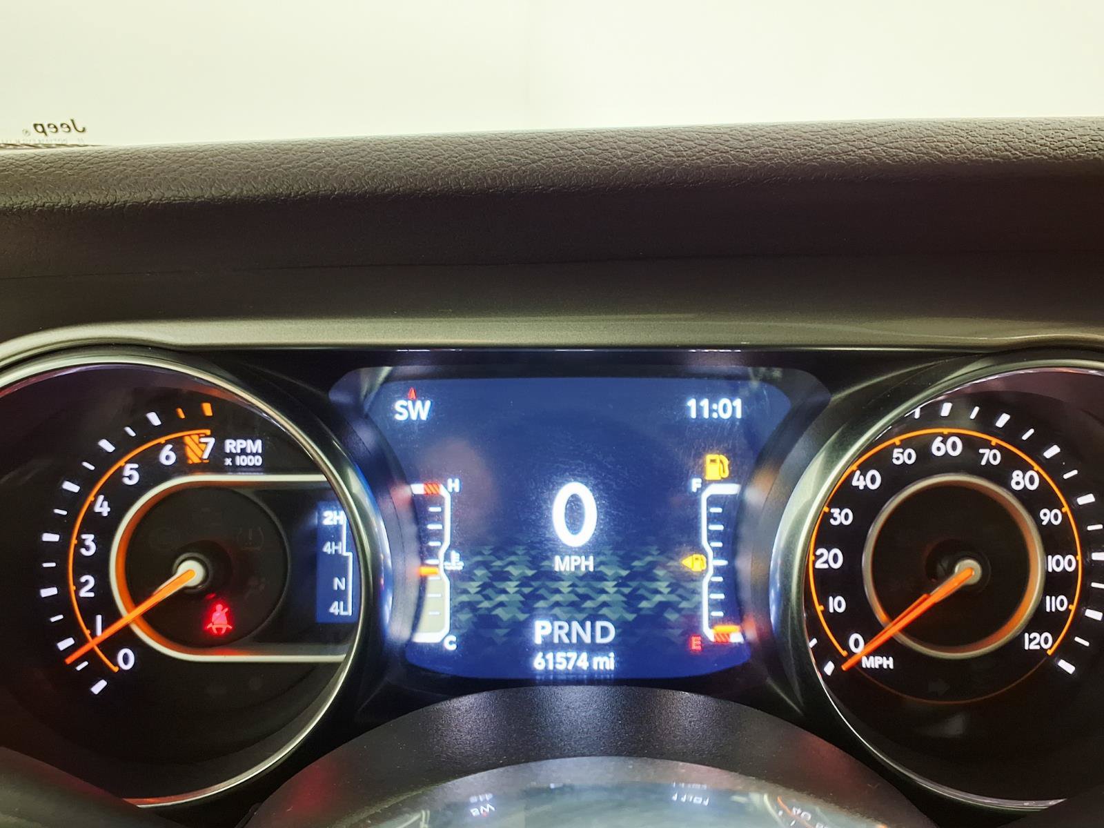 Used 2020 Jeep Gladiator Overland AWD/4WD image 25