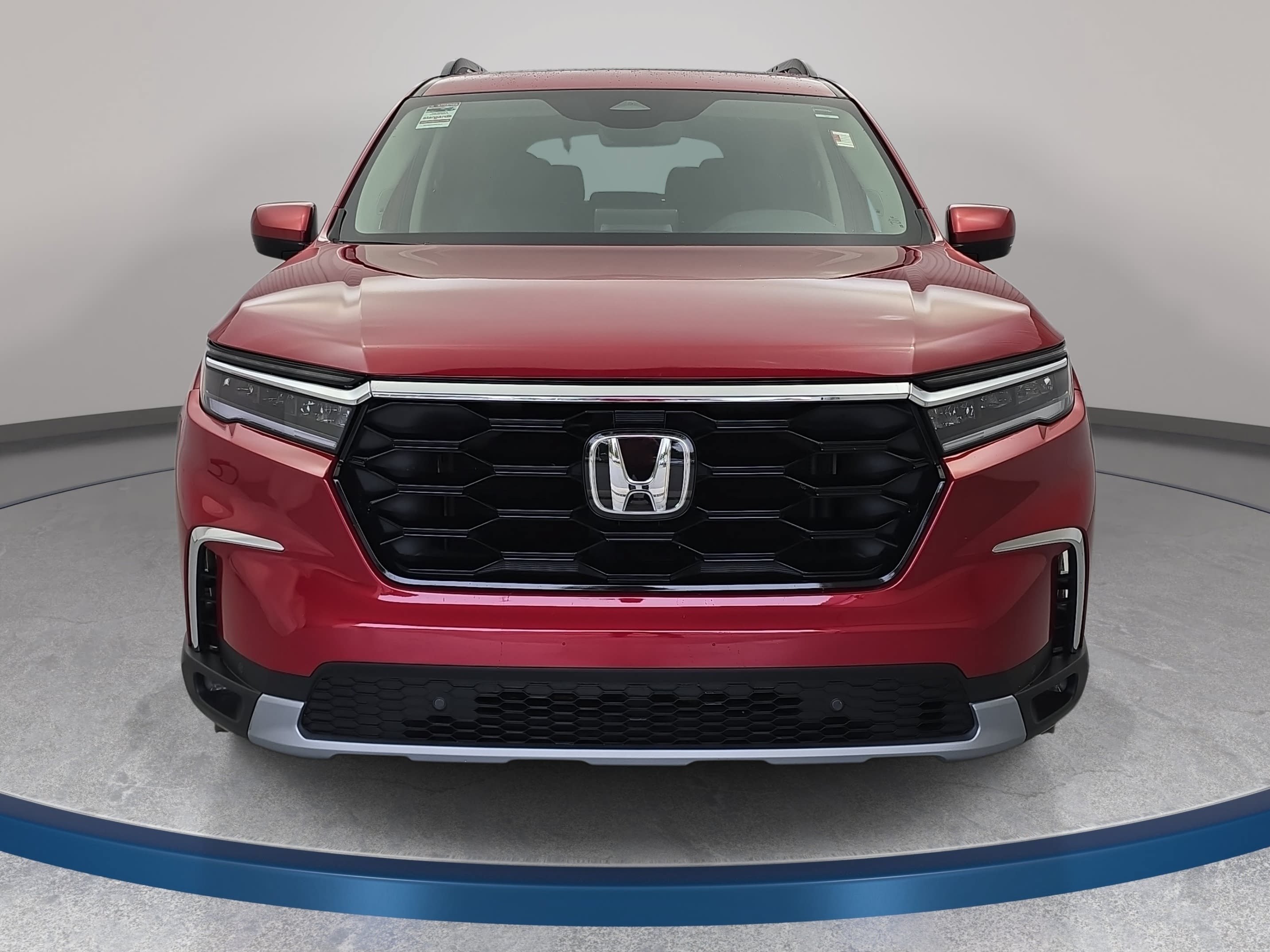 Certified 2024 Honda Pilot Touring image 2