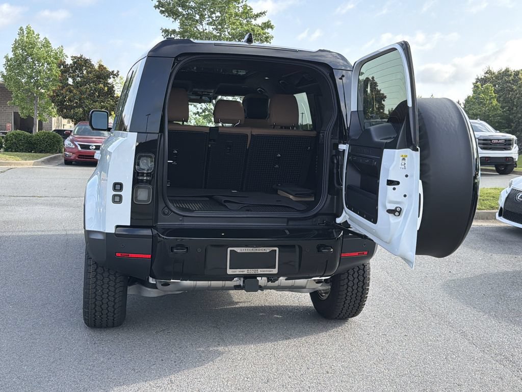 New 2026 Land Rover Defender 110 S AWD/4WD image 12