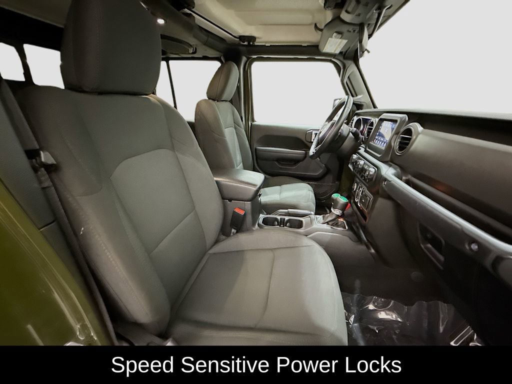 Used 2022 Jeep Gladiator Willys image 14