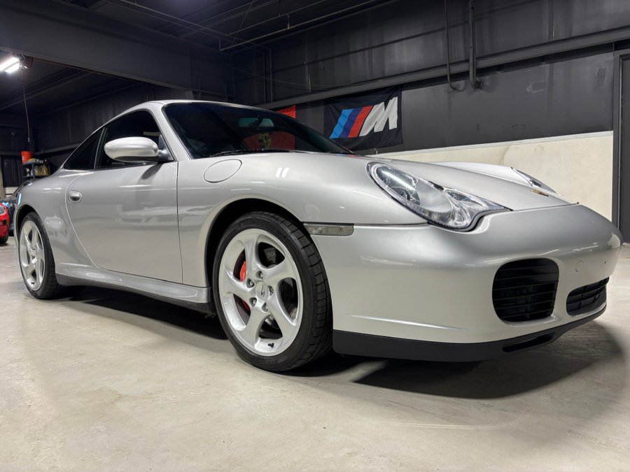 Used 2002 Porsche 911 Carrera 4S AWD/4WD image 2