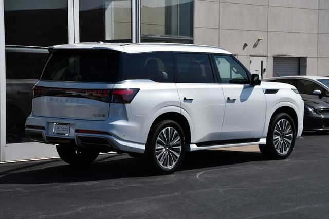 Used 2025 INFINITI QX80 Luxe AWD/4WD image 8