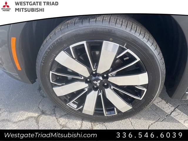 New 2026 Mitsubishi Outlander SEL FWD image 4