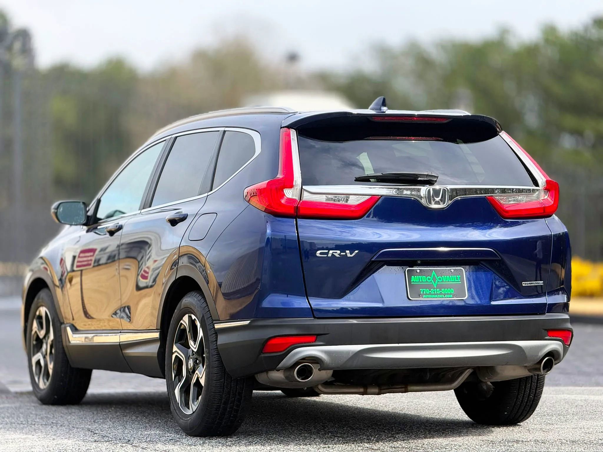 Used 2018 Honda CR-V Touring image 9