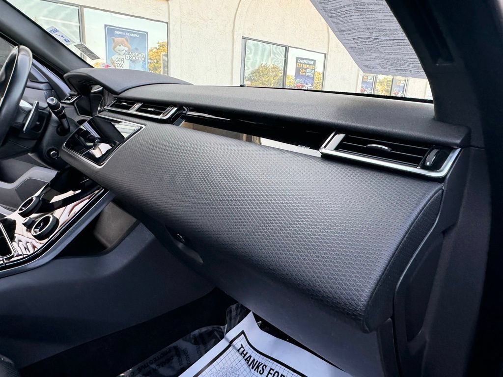 Used 2020 Land Rover Range Rover Velar R-Dynamic S AWD/4WD image 23