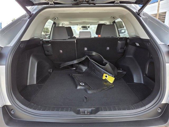 Used 2021 Toyota RAV4 XLE w/ Convenience Package image 13