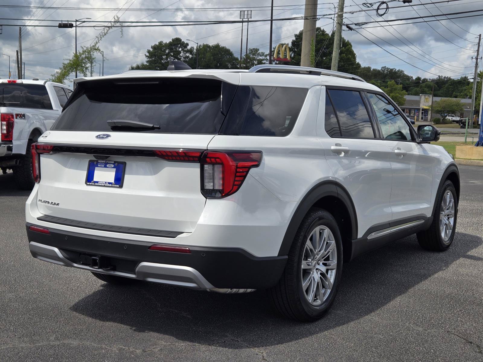 New 2026 Ford Explorer Platinum RWD image 8