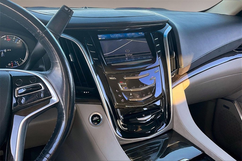 Used 2019 Cadillac Escalade Premium Luxury image 6