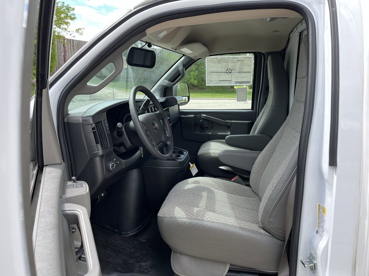 New 2026 GMC Savana 3500 w/ Power Convenience Package RWD image 3