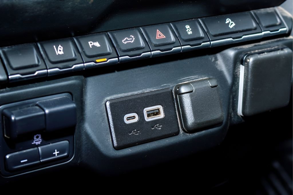 Used 2024 Chevrolet Silverado 2500 W/T w/ WT Convenience Package image 15