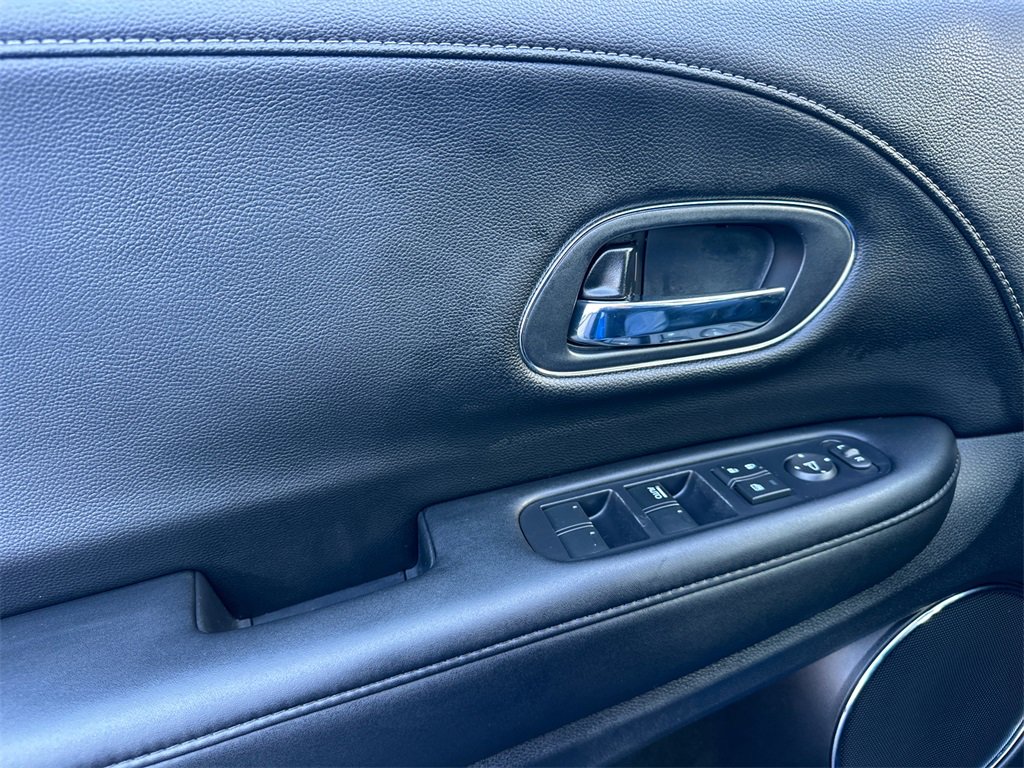 Used 2022 Honda HR-V EX-L image 33