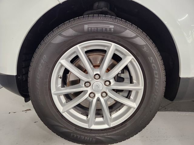 Used 2017 Land Rover Range Rover Sport SE AWD/4WD image 8