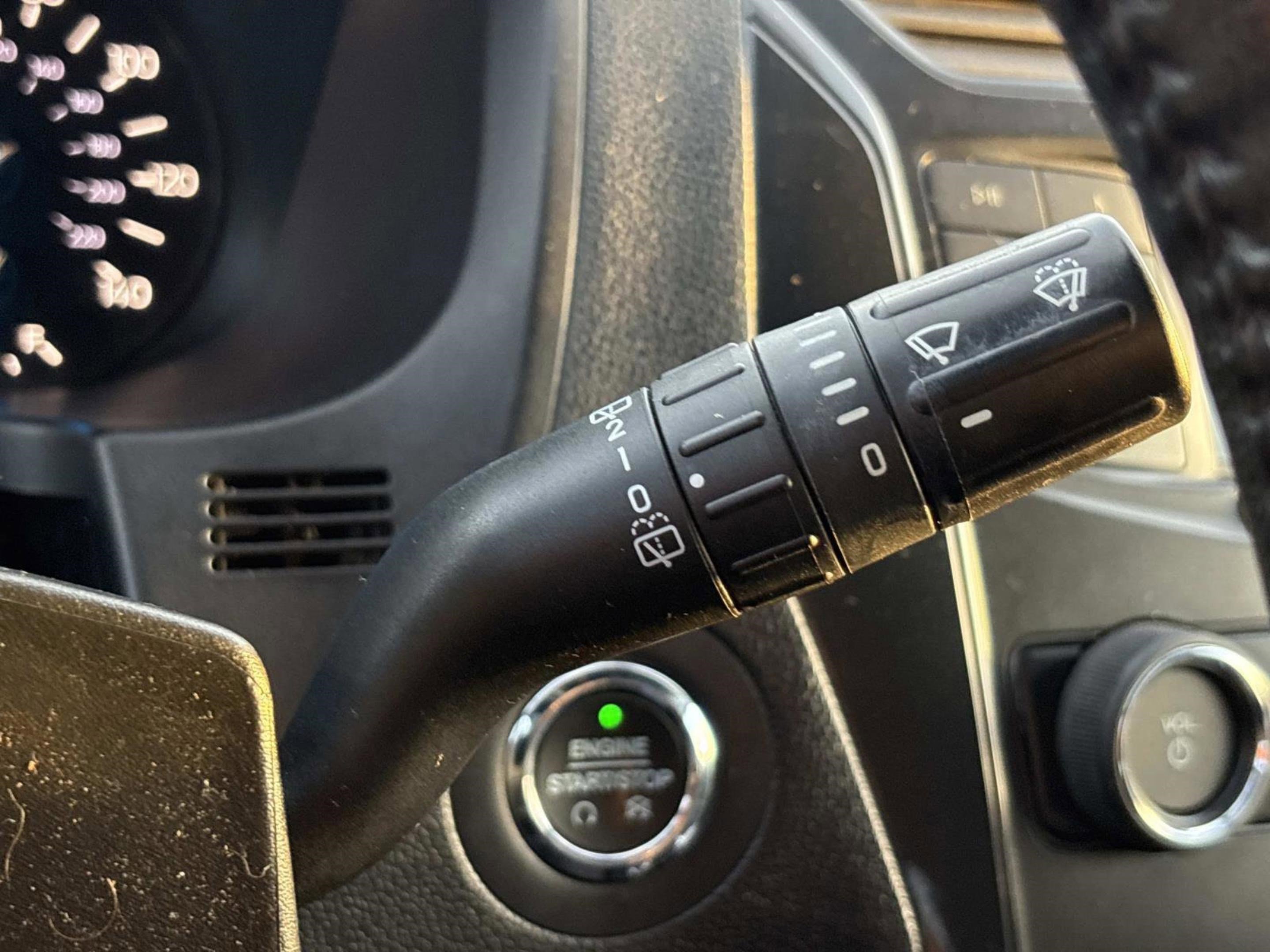 Used 2019 Ford Explorer XLT w/ Class III Trailer Tow Package image 30