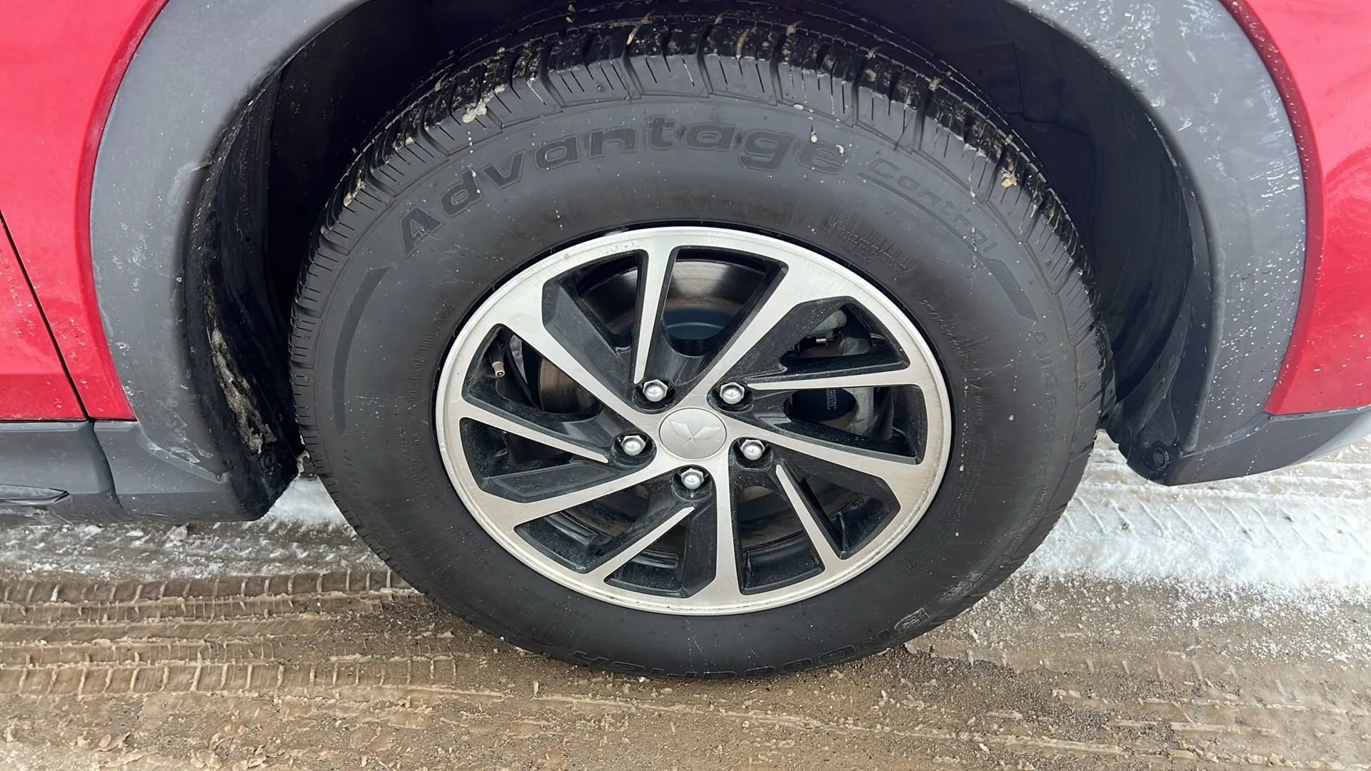 Used 2020 Mitsubishi Eclipse Cross ES image 14