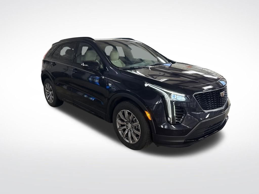 Used 2023 Cadillac XT4 Sport image 7