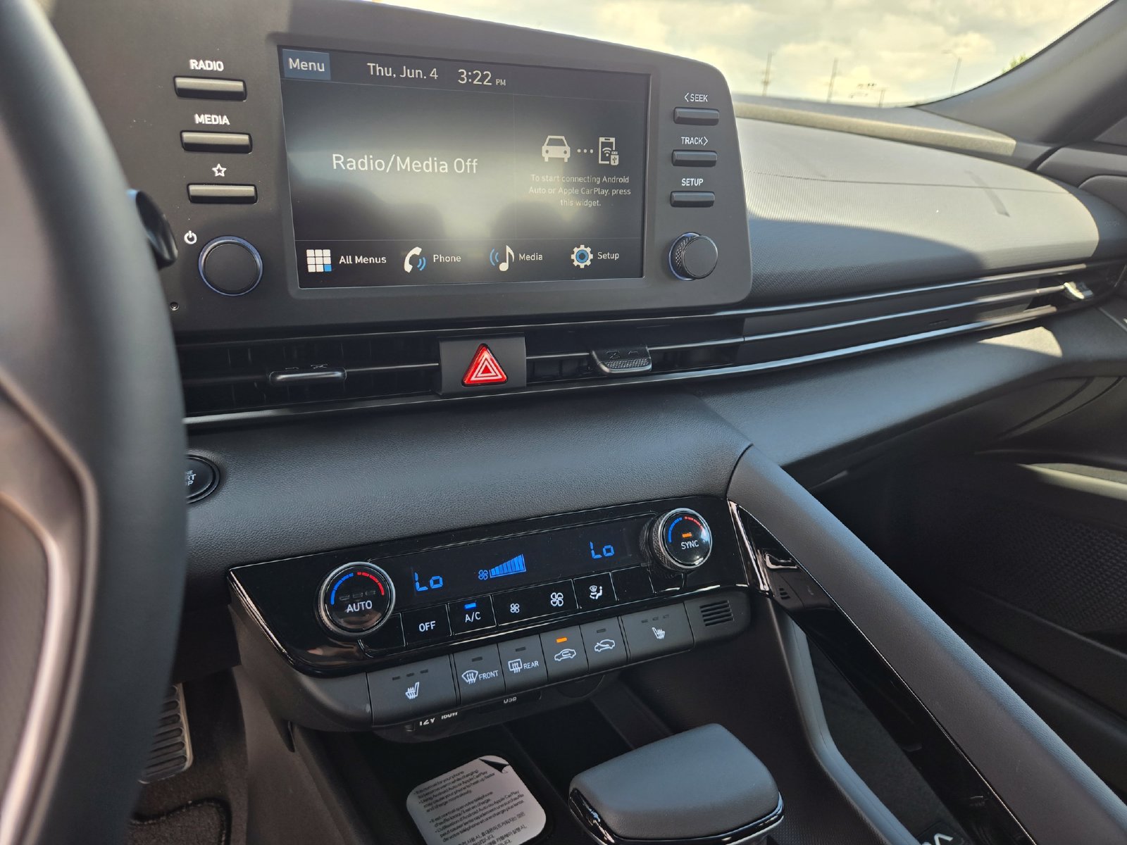 New 2026 Hyundai Elantra SEL Sport Premium FWD image 11