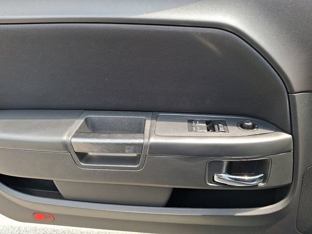 Used 2014 Dodge Challenger SXT RWD image 12