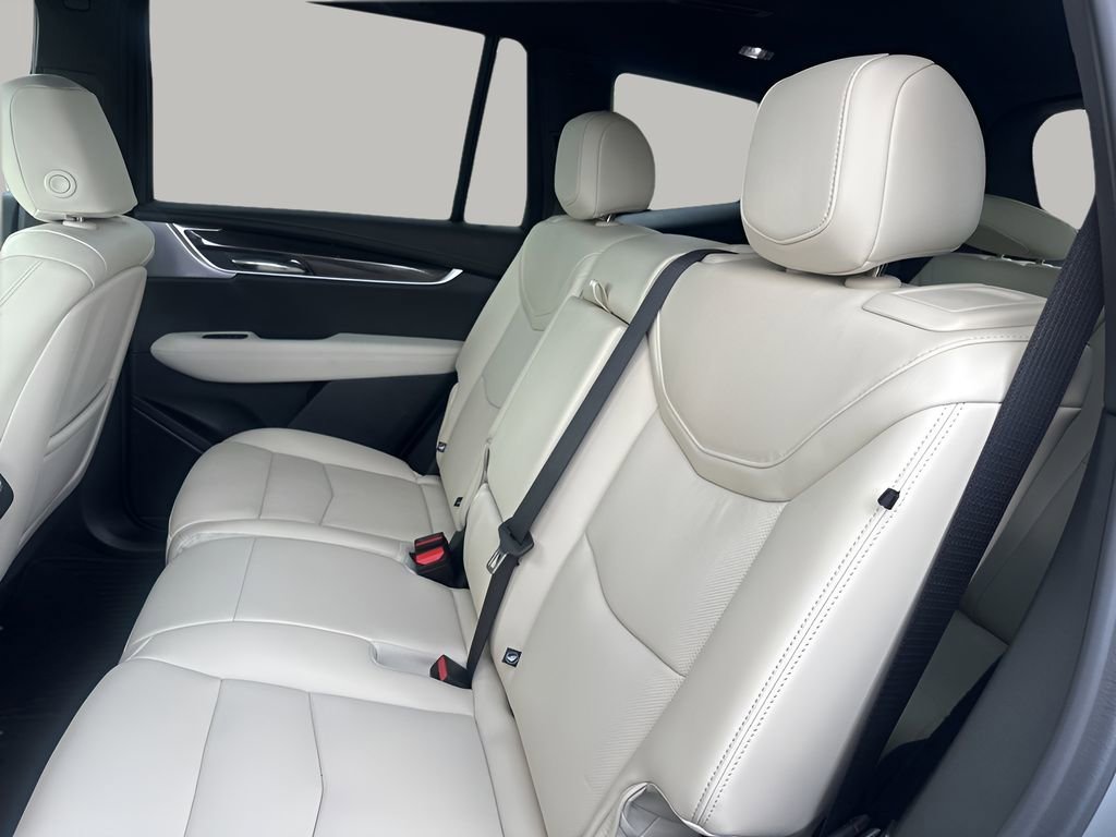 New 2025 Cadillac XT6 Sport w/ Technology Package image 17