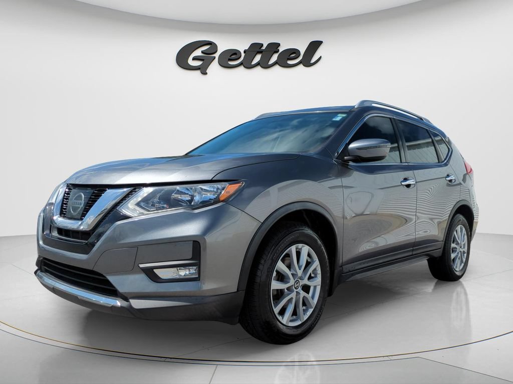 Used 2017 Nissan Rogue SV
