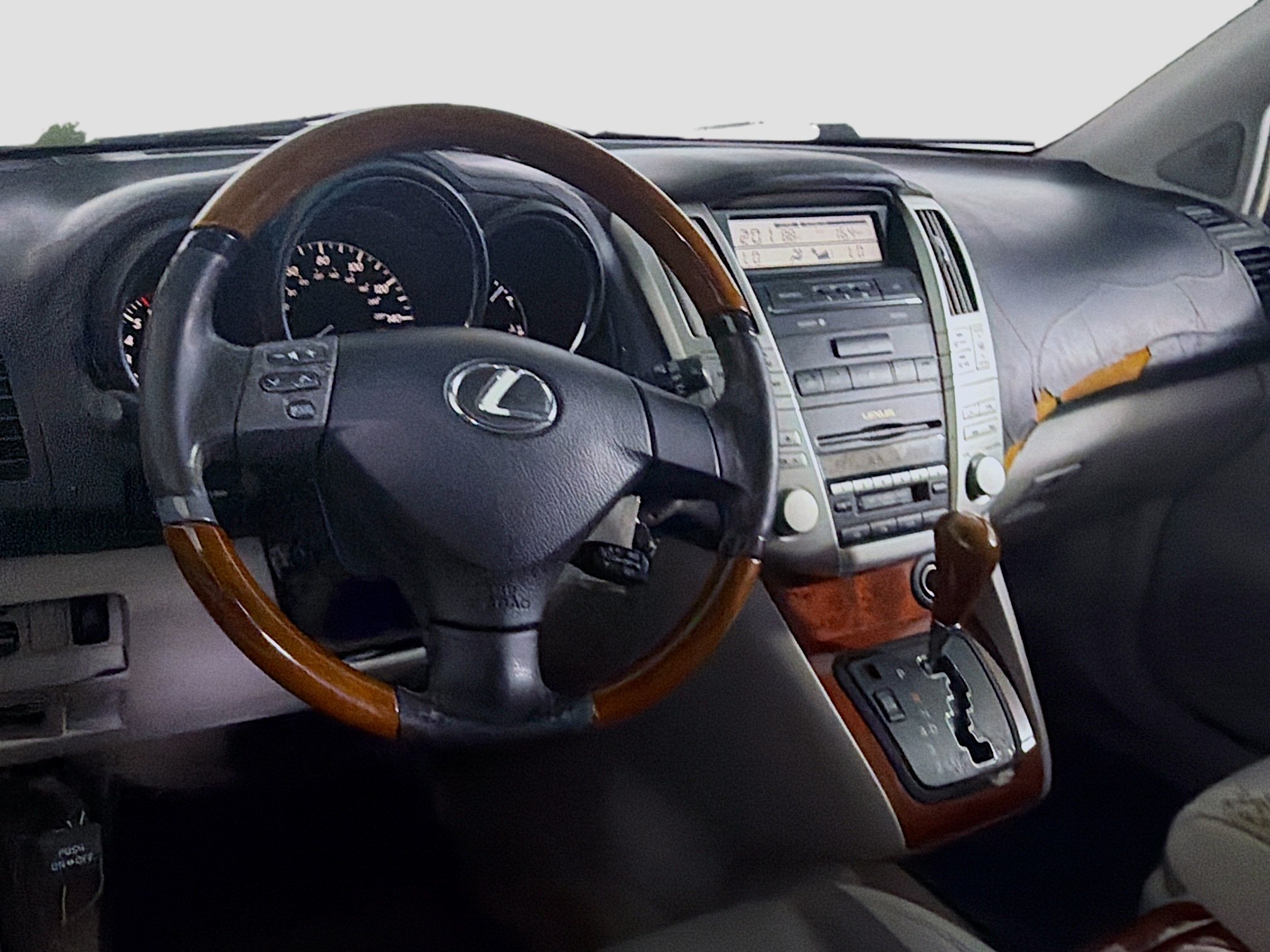 Used 2004 Lexus RX 330 FWD image 18