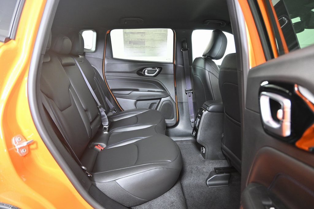 New 2026 Jeep Compass Limited AWD/4WD image 15