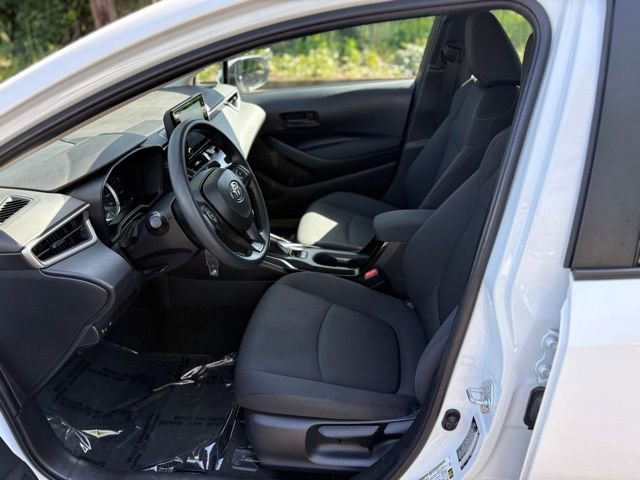 Used 2022 Toyota Corolla LE FWD image 12