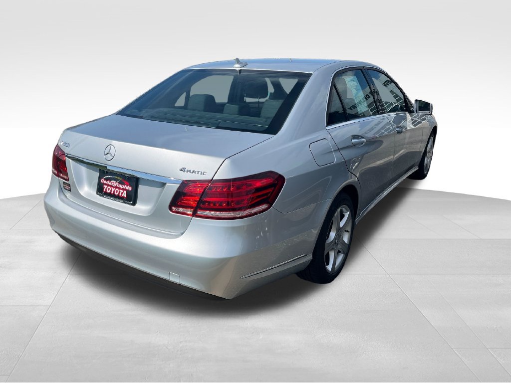 Used 2016 Mercedes-Benz E 350 4MATIC Sedan image 5